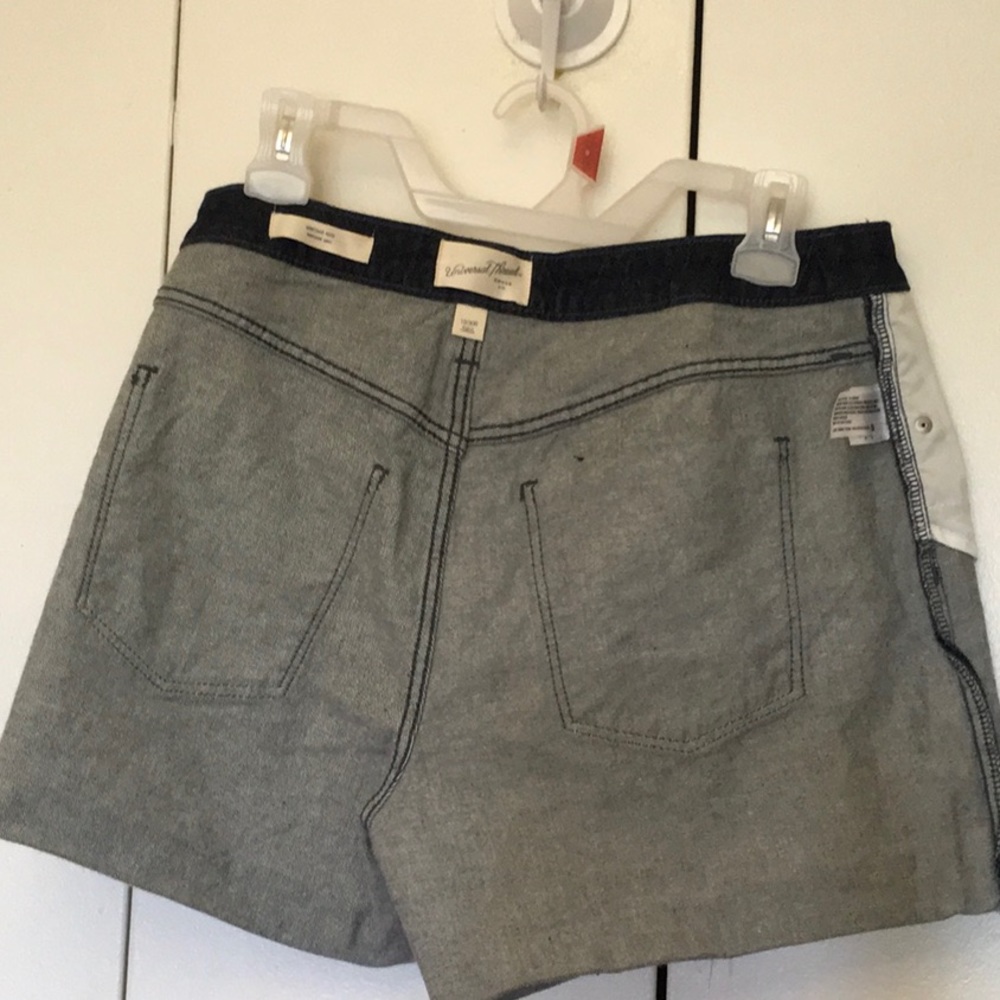 Universal Thread Shorts - Picture 4 of 6